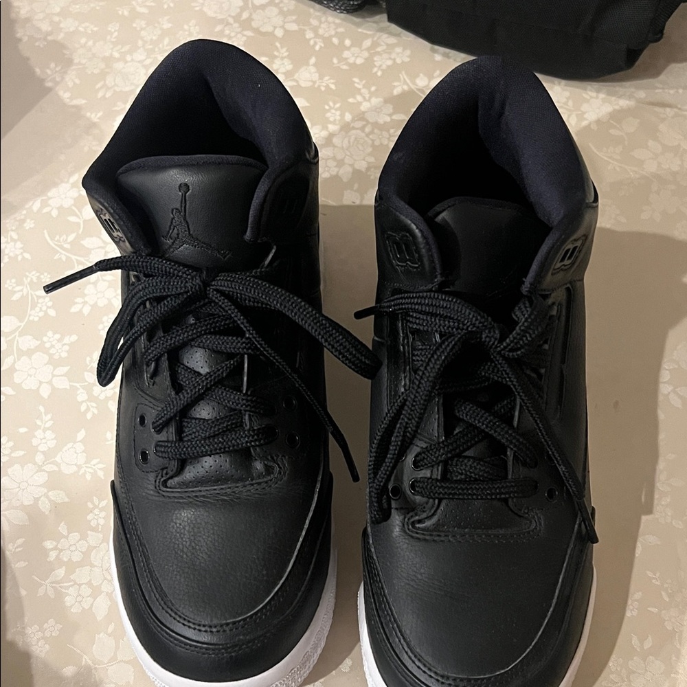 Nike Black Men's Leather Basketball Sneakers